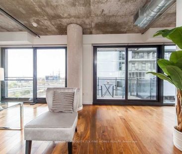 River City I Lofts 51 , #1305 - Photo 5