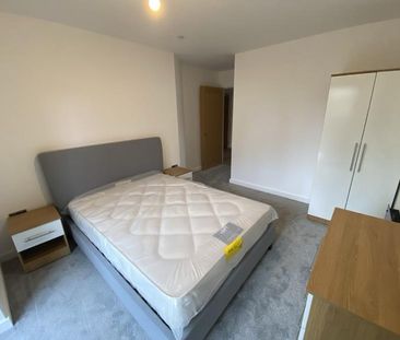 2 bedroom flat to rent - Photo 4