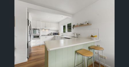 Spacious 3-Bedroom Home + Self-Contained Granny Flat in Prime Seaford Location - Photo 3