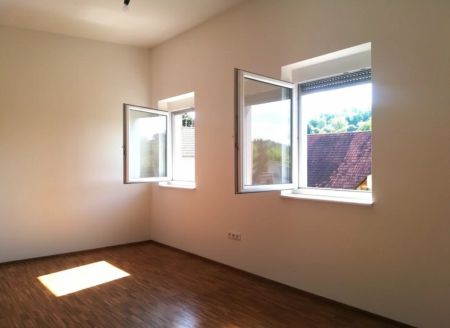 Sonnige Maisonette, barrierefrei 3ZI+Terrasse, Carport - Photo 2