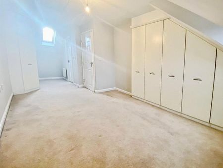 3 bedroom terraced house to rent - Photo 4