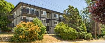 Lamplighter Apartments | 435 Lampson Street, Victoria - Photo 1