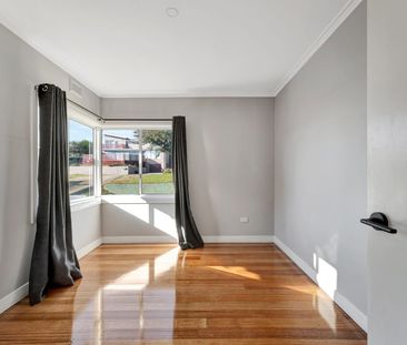 Conveniently located home with spacious yard - Photo 1