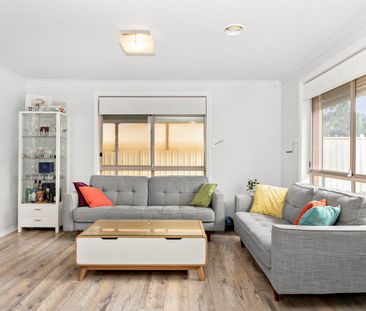 23 Poa Court, Delahey VIC 3037 - Photo 3