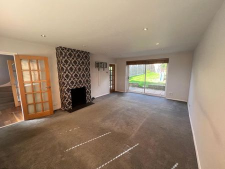 3 bedroom semi-detached house to rent - Photo 2