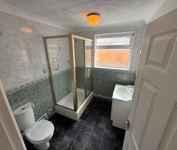 2 bedroom property to rent - Photo 6