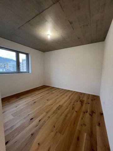 For rent Magnificent 3.5-bdrm apartment in condominium on 3rd floor - Photo 5