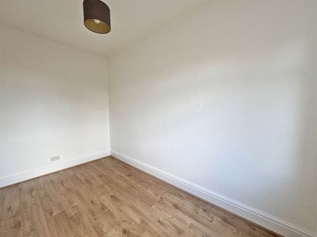 Broad Lane, Burnage, Rochdale - Photo 3