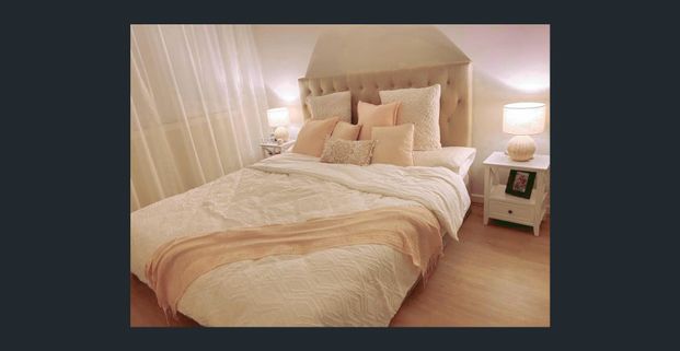 Modern and Spacious 4 bedroom townhouse - Photo 1