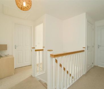 4 bedroom semi-detached house to rent - Photo 6