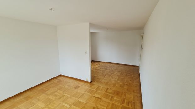 Proche de la gare, beau 2.5 pces avec balcon - Photo 1