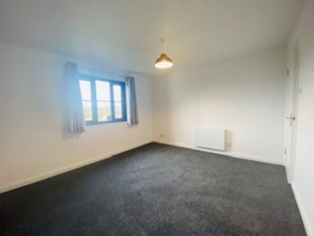 2 bed apartment to rent in River Meadows, Water Lane, EX2 - Photo 3