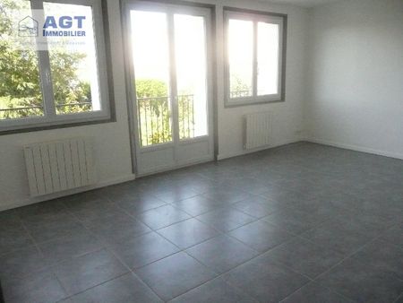 Location Appartement 1 pièce 38m² BEAUVAIS 60000 - Photo 4
