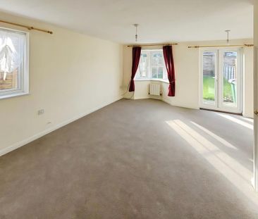 3 bedroom semi-detached house to rent - Photo 1