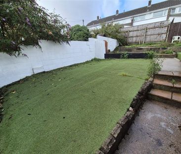 3 bedroom semi-detached house to rent - Photo 2