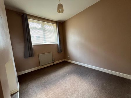 4 bedroom terraced house to rent - Photo 4