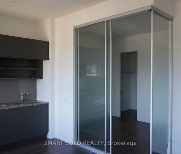 Imperial Plaza Lofts - Photo 3