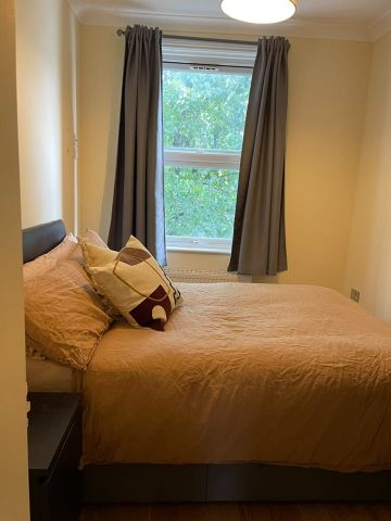 2 Bed Flat, Rock Street, N4 - Photo 4