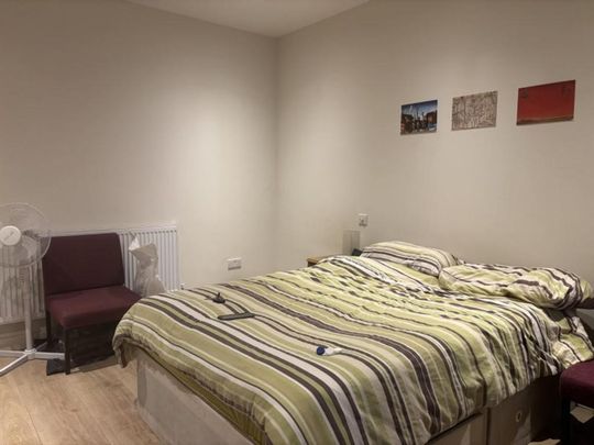 House share to rent - Photo 1