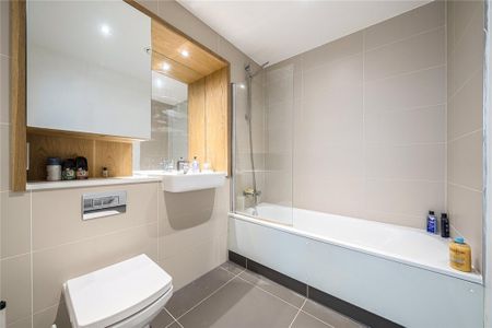 4 bedroom apartment to rent - Photo 5