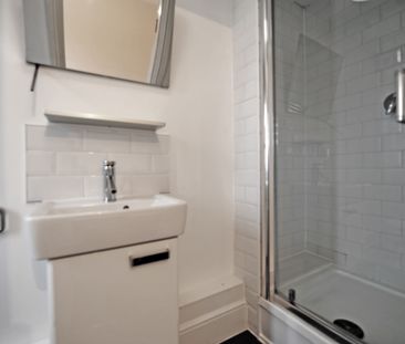 1 bedroom studio to rent High Street, Reigate, RH2 - Photo 5