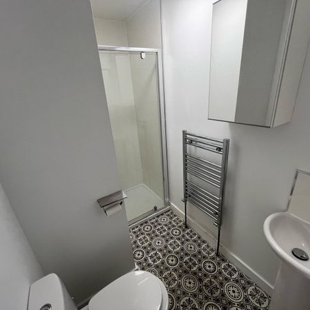 1 bedroom room to rent Queen Street, Normanton - Photo 4