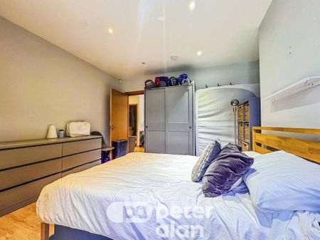 Stacey Road, Roath, Cardiff - Photo 2