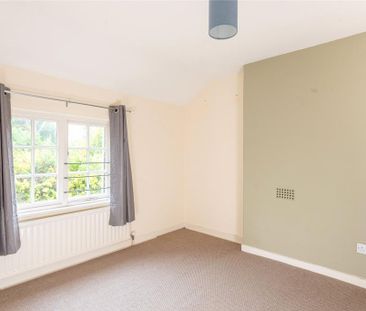 5 bedroom detached house to rent - Photo 1