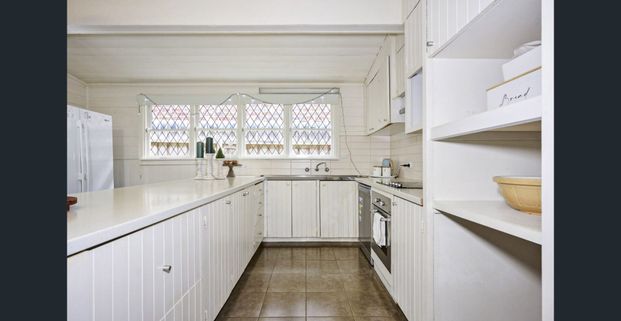 Family Home in the Heart of Lilydale - Photo 1