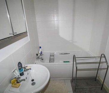 Parklands Manor, Tuke Grove, Wakefield, WF1 - Photo 4