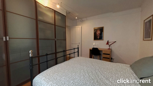Appartement lumineux meublé avec coin cuisine et cave – Paris centre - Photo 1