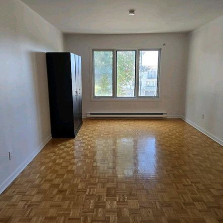 Logement 5 1/2 en location - Photo 3