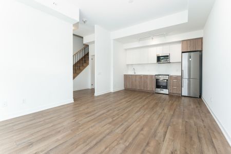 For Lease - 121 Ford Street Unit# 109, Toronto, Ontario - Photo 5
