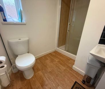 1 Bed Flat, Melton Road, LE4 - Photo 4