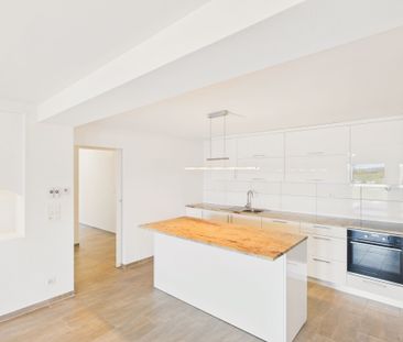 Helle 4.5-Zimmer Wohnung mit Wintergarten - Photo 3