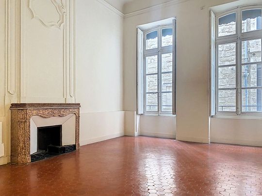 Apartment - Photo 1
