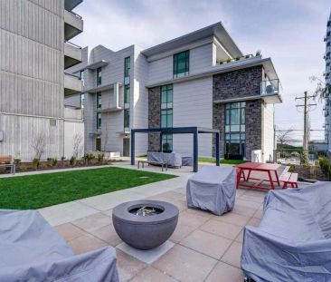 Bellevue Tower — 00201 - Photo 5
