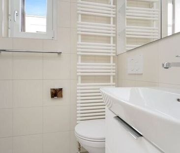 Beautiful 2.5-ZW with 2 balconies in the center of Biel - Foto 3