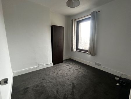 Elizabeth Street, Llanelli, Carmarthenshire, SA15 1TP - Photo 4