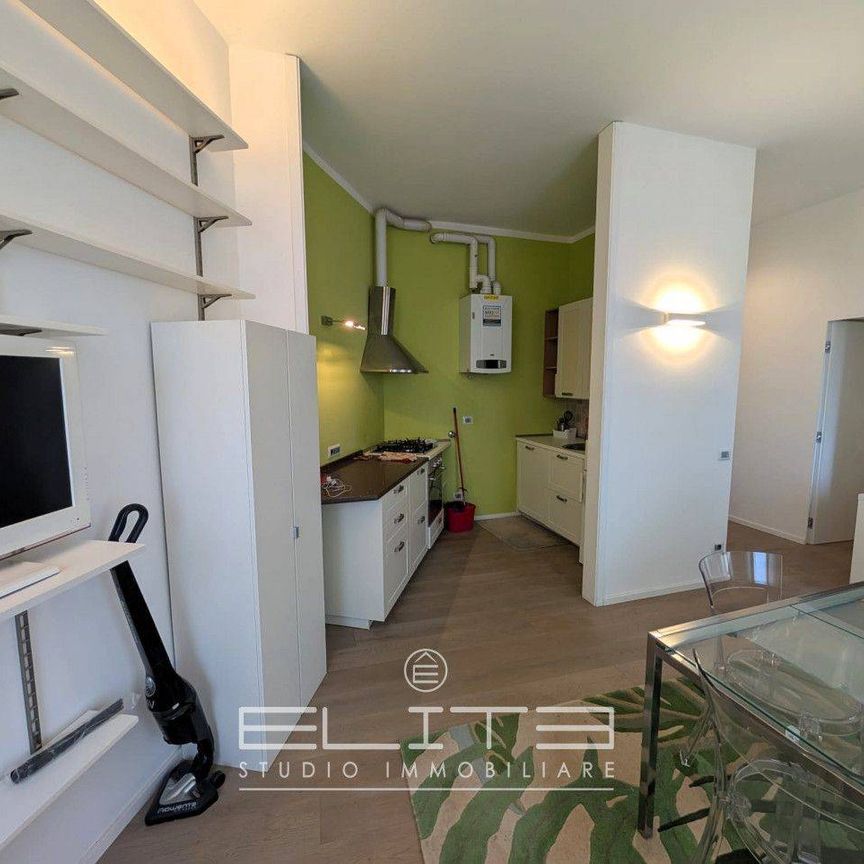 Bilocale via Enrico Cialdini, Capodimonte, Ancona - Photo 1