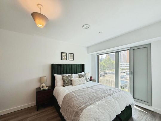 2 bedroom flat to rent - Photo 1