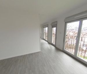 Location Appartement à LE PEAGE DE ROUSSILLON - Photo 1