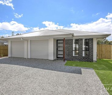 MODERN 1 BEDROOM DUPLEX WITH YARD! - Photo 5