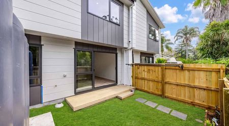 Your Ideal Family Rental in Pukekohe - Photo 5
