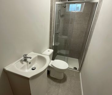 70 Orkney Street, Belfast, BT13 3GR - Photo 3