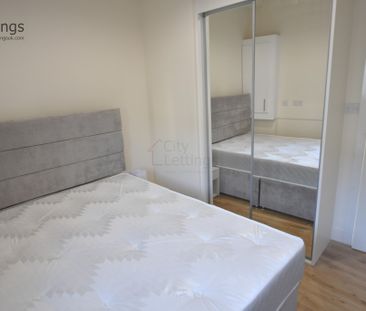 2 Bedroom Flat - Photo 5