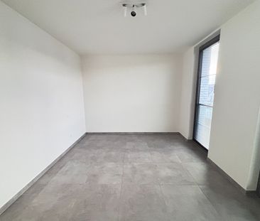 Prachtig appartement met ruim terras in Herk-de-Stad. - Photo 6