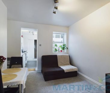 1 bedroom ground floor flat to rent - Photo 3