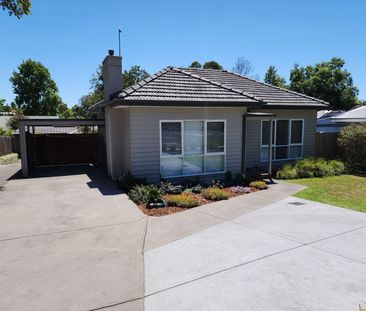 3 Bedroom Home - Photo 3