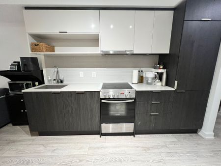 For Lease - 159 Wellesley Street Unit# 1701, Toronto, Ontario - Photo 4